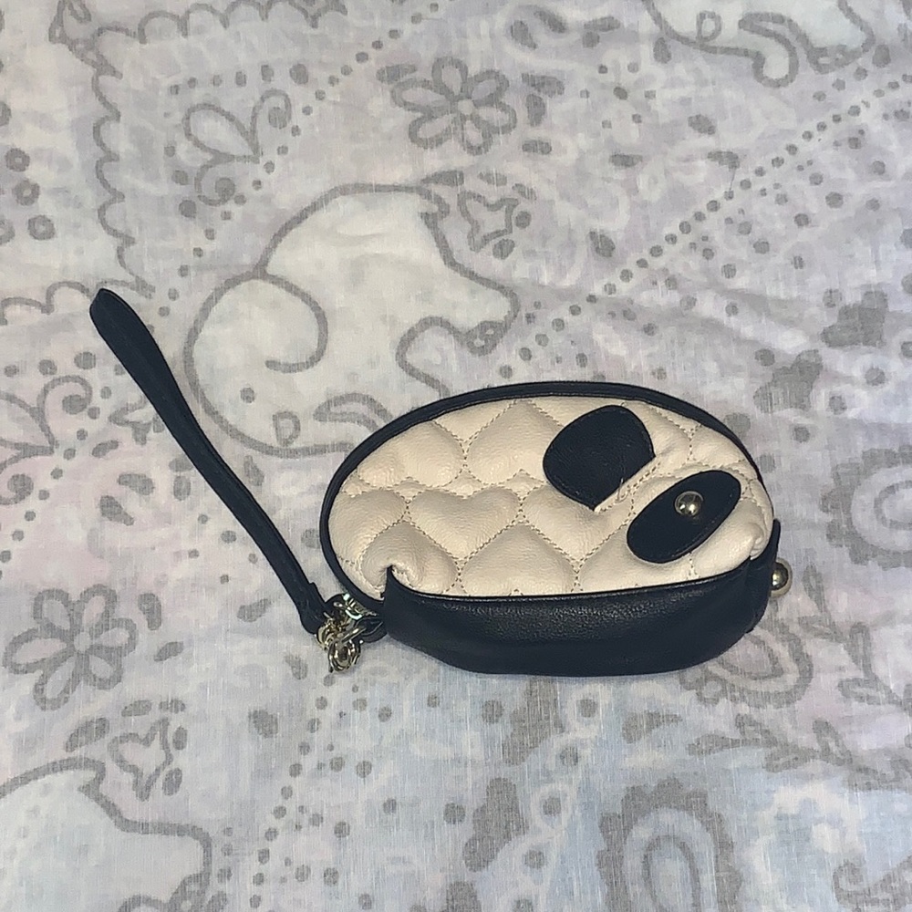 Betsey Johnson Black Cream Quilted Mouse Wristlet